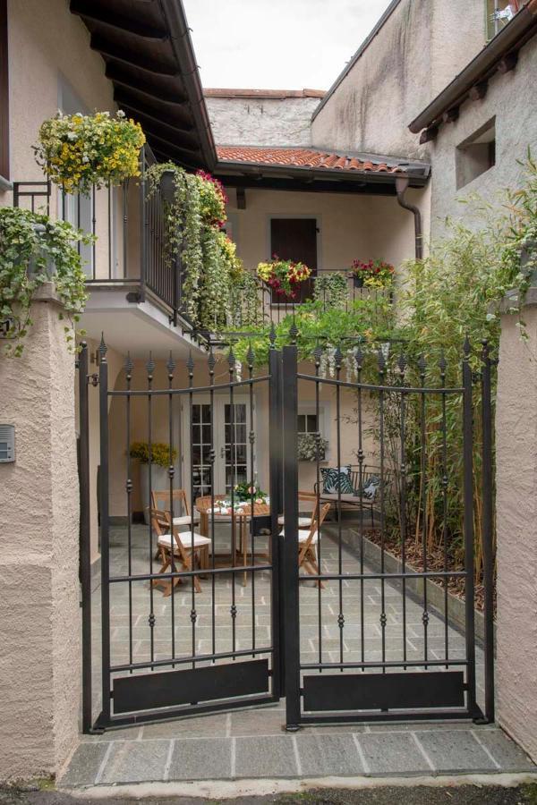Casa Mia Villa Castelveccana Екстериор снимка