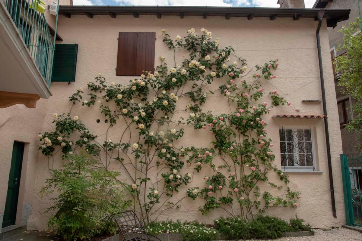 Casa Mia Villa Castelveccana Екстериор снимка